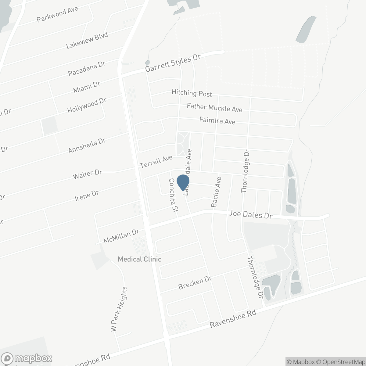 140 LAURENDALE AVENUE, Georgina, Ontario L4P 0C6